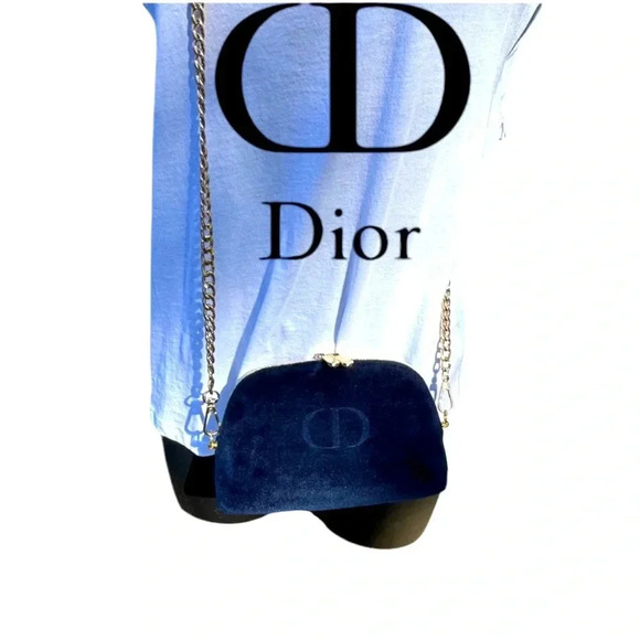 ‘CD’ Logo Navy Velvet Beauty Pouch+Unbranded Chain Crossbody - Picture 1 of 15